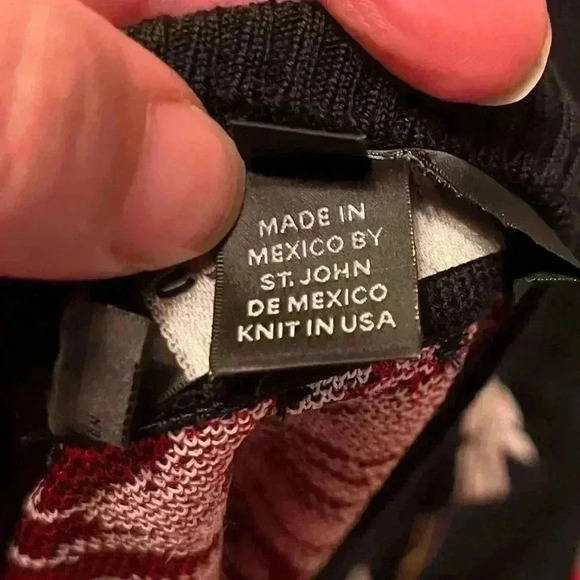 St.John (Black Label) Rose Print Knit 3/4 Sleeve Cardigan Size P - Picture 12 of 14